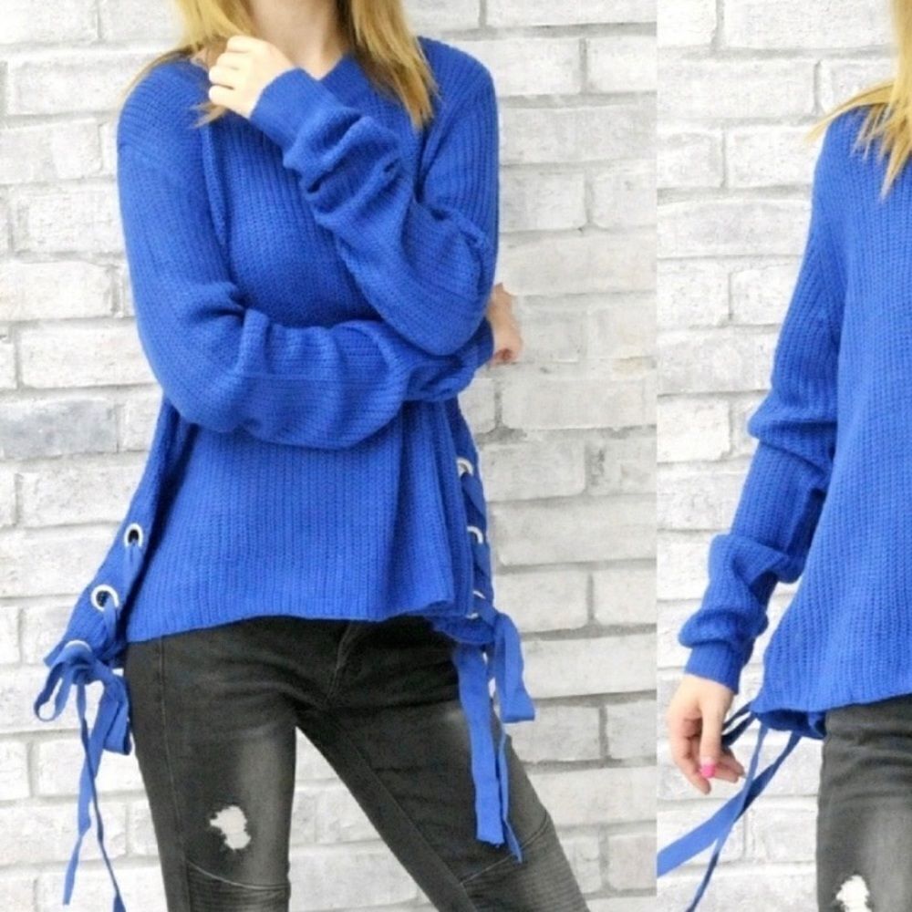 Side Lacing Sweater - Picture 3 of 10